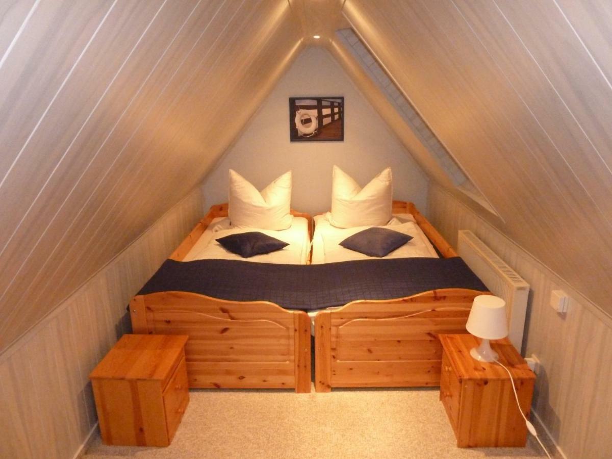 Romantisches Ferienhaus Boddenblick Mit Sauna Pruchten Ngoại thất bức ảnh